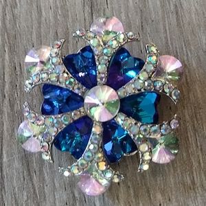 Crystal brooch